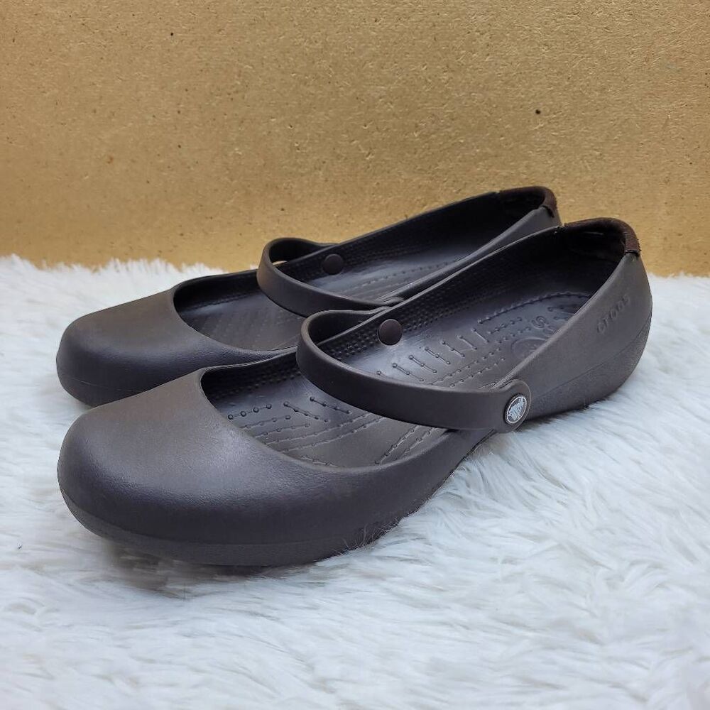 Crocs Women's Brown Alice Comfort Mary Jane Closed Toe Flats Size 8